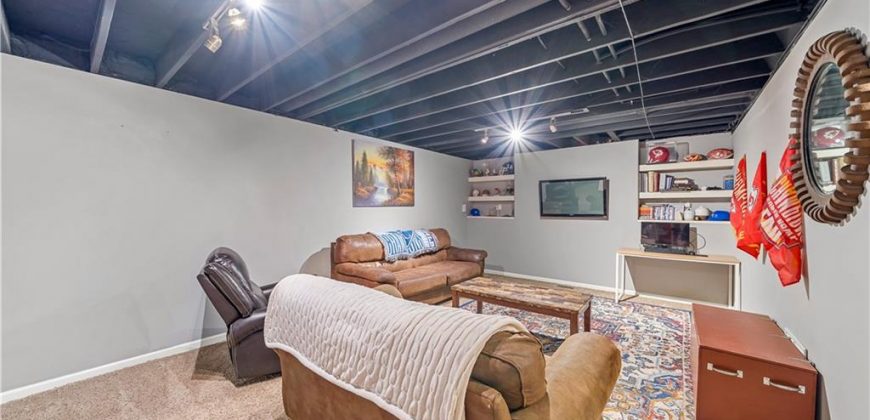 Homes for Sale in Kansas City, MO 64157 | 9711 N Donnelly Avenue