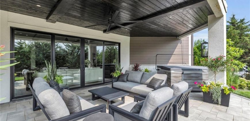 Homes for Sale in Kansas City, MO 64151 | 5842 N Lucerne Avenue