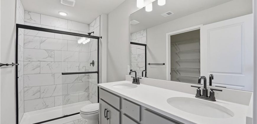 Homes for Sale in Kansas City, MO 64154 | 9633 N Colrain Avenue