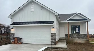 Homes for Sale in Kansas City, MO 64154 | 9637 N Colrain Avenue