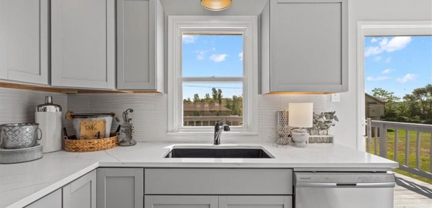 Homes for Sale in Kansas City, MO 64156 | 3503 NE 85th Street