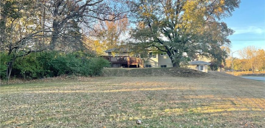 Homes for Sale in Kansas City, MO 64153 | 10207 NW Barry Road