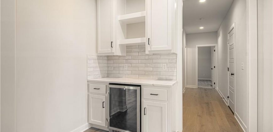 Homes for Sale in Kansas City, MO 64156 | 4814 NE 105th Street