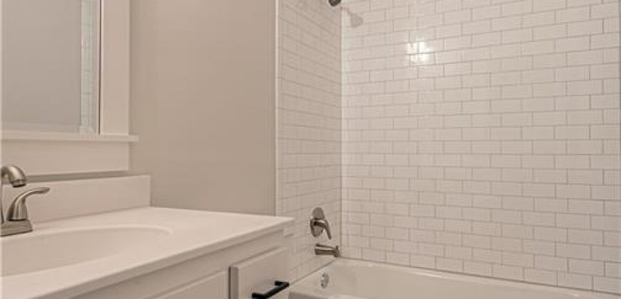 Homes for Sale in Kansas City, MO 64156 | 4814 NE 105th Street