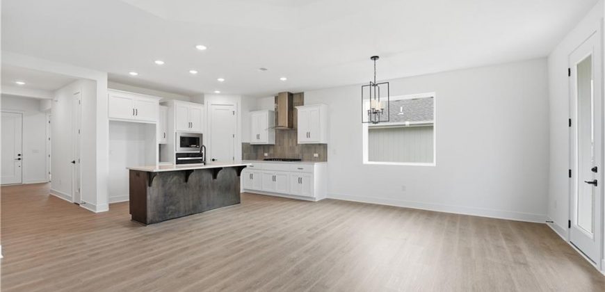 Homes for Sale in Kansas City, MO 64155 | 1709 NW 105th Terrace