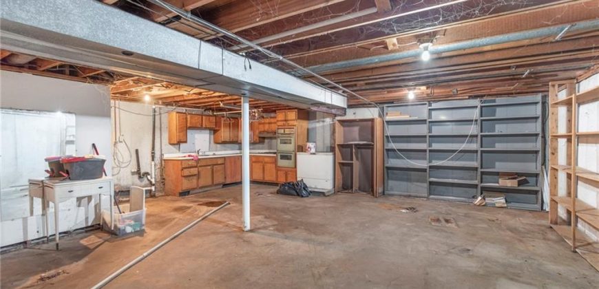 Homes for Sale in Kansas City, MO 64152 | 7702 NW Fawn Avenue