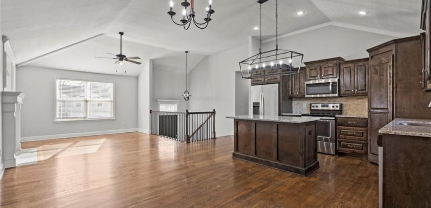 Homes for Sale in Smithville, MO 64089 | 1006  Buttercup Street