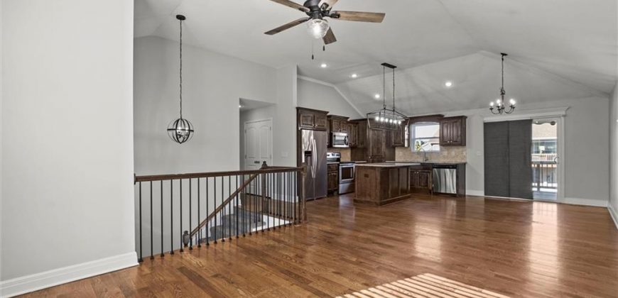 Homes for Sale in Smithville, MO 64089 | 1006  Buttercup Street