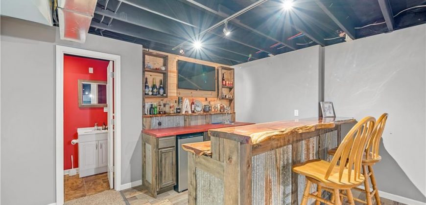 Homes for Sale in Kansas City, MO 64157 | 9711 N Donnelly Avenue