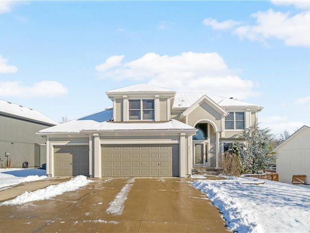 Homes for Sale in Kansas City, MO 64157 | 9711 N Donnelly Avenue