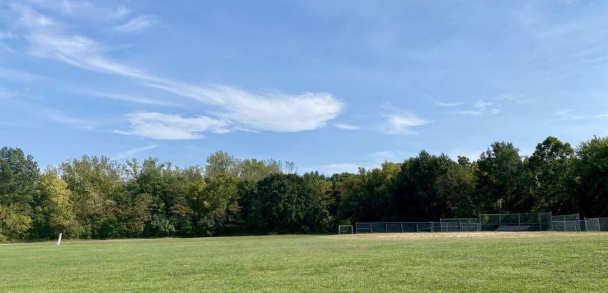 Homes for Sale in Liberty, MO 64068 | 1609  Buckingham Drive