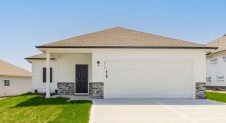 Homes for Sale in Kansas City, MO 64163 | 7743 NW 123rd Terrace