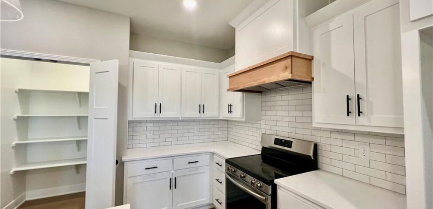 Homes for Sale in Liberty, MO 64068 | 1980  Longview Drive