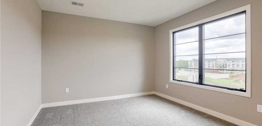 Homes for Sale in Liberty, MO 64068 | 1912  Longview Drive