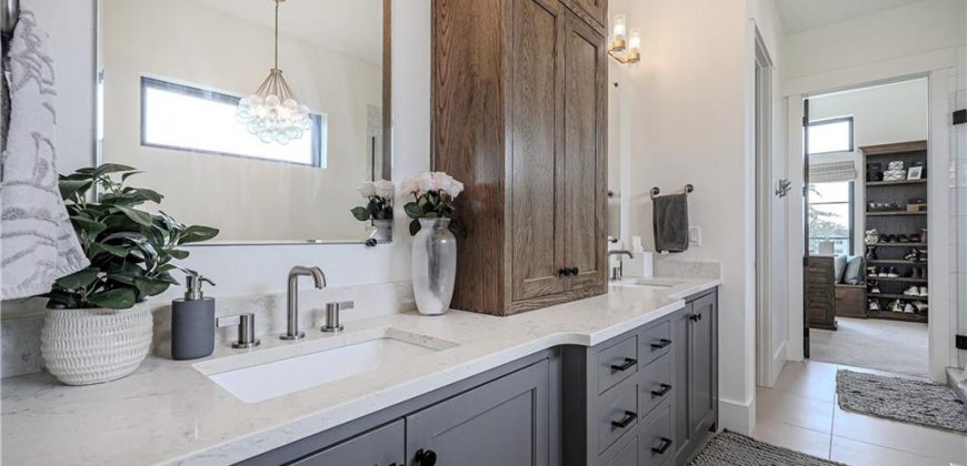 Homes for Sale in Kansas City, MO 64157 | 8512 N Booth Avenue