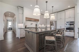 8512-N-Booth-Avenue-mls-2556450-image-1