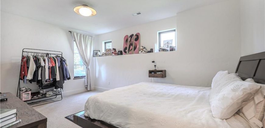 Homes for Sale in Kansas City, MO 64157 | 8512 N Booth Avenue