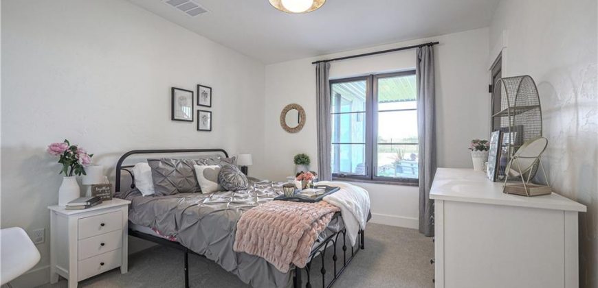 Homes for Sale in Kansas City, MO 64157 | 8512 N Booth Avenue