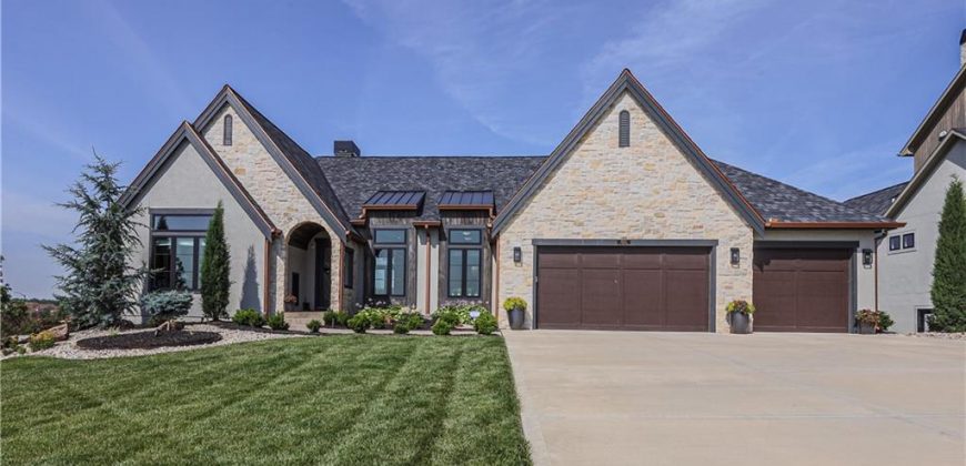 Homes for Sale in Kansas City, MO 64157 | 8512 N Booth Avenue