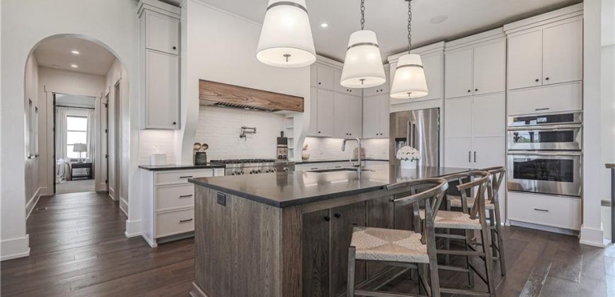 Homes for Sale in Kansas City, MO 64157 | 8512 N Booth Avenue