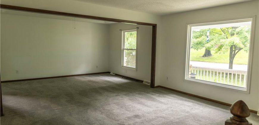 Homes for Sale in Parkville, MO 64152 | 5710 NW Raintree Drive