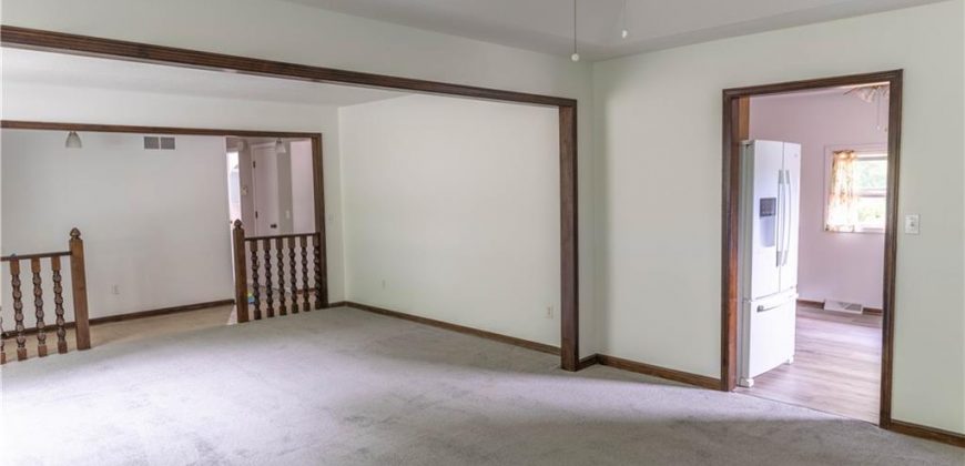 Homes for Sale in Parkville, MO 64152 | 5710 NW Raintree Drive