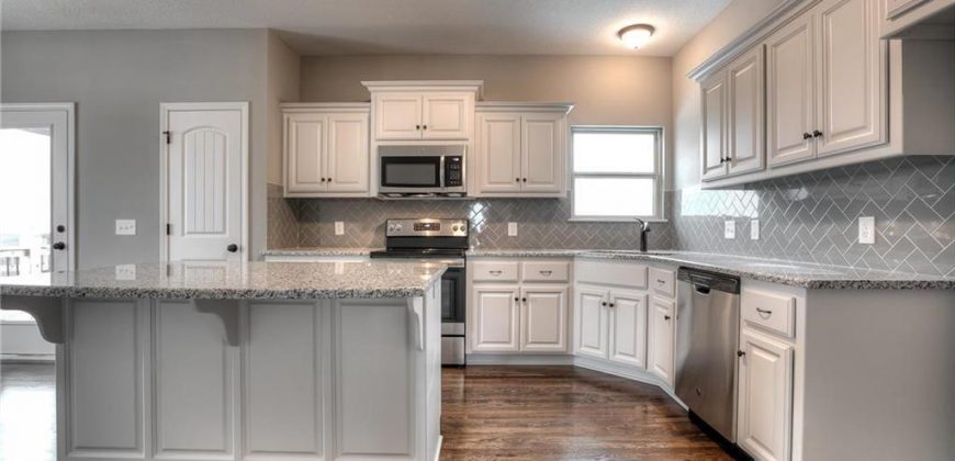 Homes for Sale in Kansas City, MO 64156 | 6110 NE 118th Street