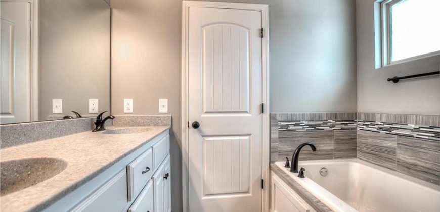 Homes for Sale in Kansas City, MO 64156 | 6110 NE 118th Street