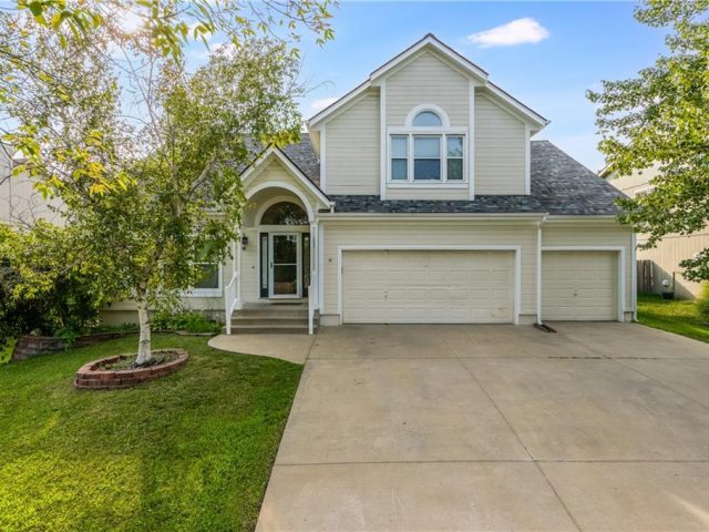 Homes for Sale in Kansas City, MO 64158 | 7906 NE 75th Street