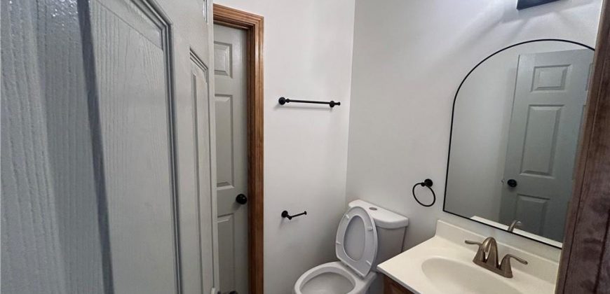 Homes for Sale in Kansas City, MO 64151 | 5642 N Ames Avenue