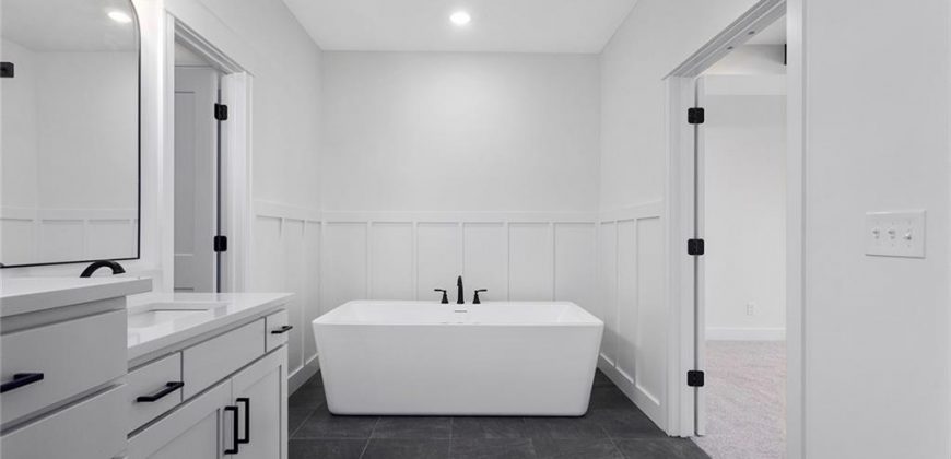 Homes for Sale in Kearney, MO 64060 | 13703  Clover Court