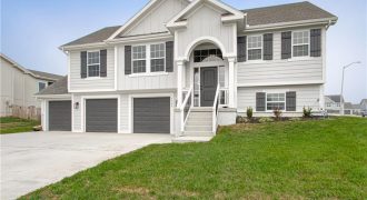 Homes for Sale in Kansas City, MO 64156 | 6022 NE 118th Terrace