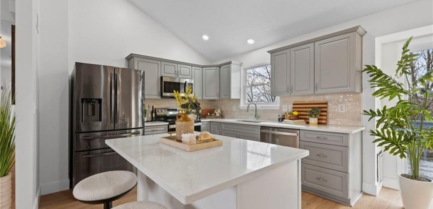 Homes for Sale in Kansas City, MO 64154 | 8540 N ROBINHOOD Avenue