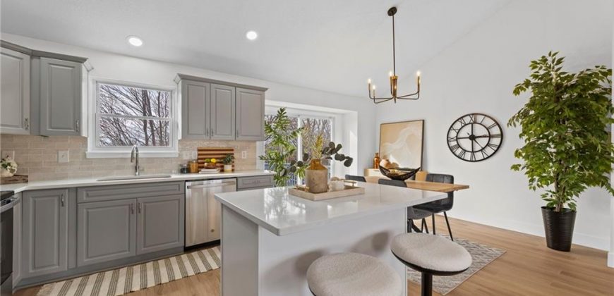 Homes for Sale in Kansas City, MO 64154 | 8540 N ROBINHOOD Avenue