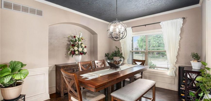 Homes for Sale in Kansas City, MO 64119 | 6131 N Elmwood Avenue