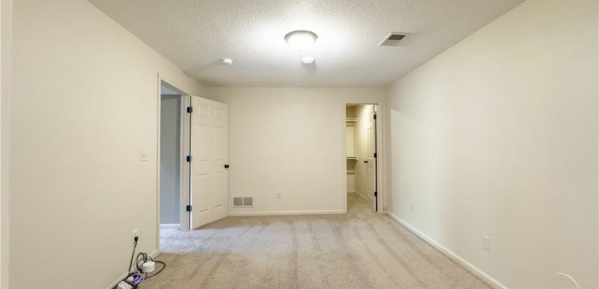 Homes for Sale in Kansas City, MO 64151 | 6308 NW 82nd Court