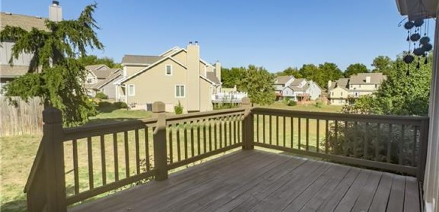 Homes for Sale in Kansas City, MO 64151 | 6308 NW 82nd Court