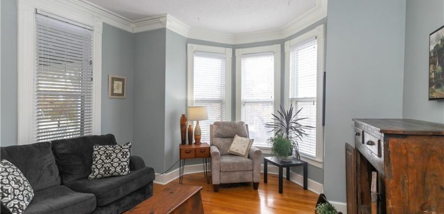 Homes for Sale in Liberty, MO 64068 | 402 N Leonard Street