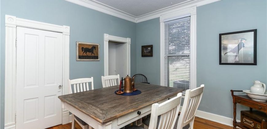 Homes for Sale in Liberty, MO 64068 | 402 N Leonard Street