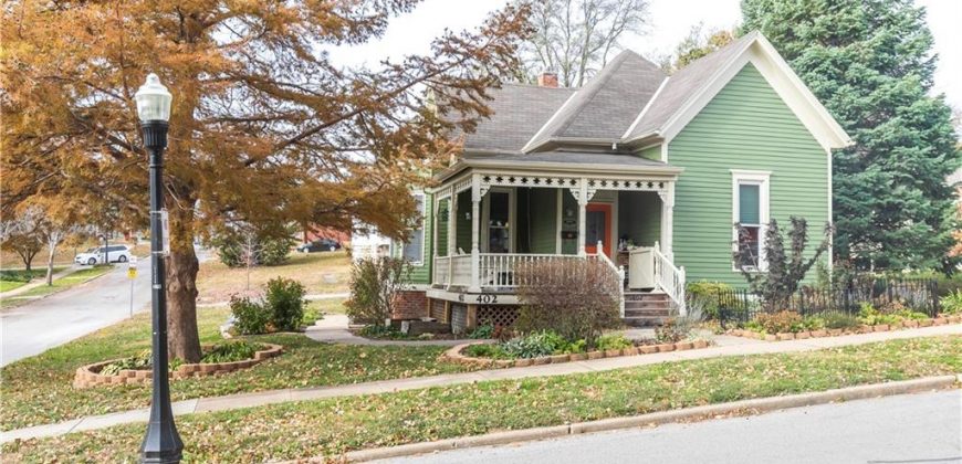 Homes for Sale in Liberty, MO 64068 | 402 N Leonard Street