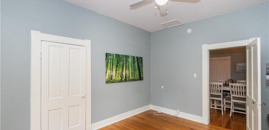 Homes for Sale in Liberty, MO 64068 | 402 N Leonard Street