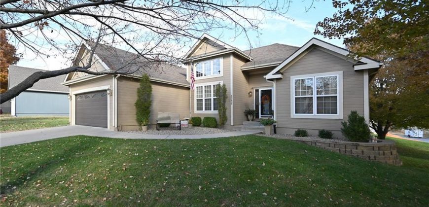 Homes for Sale in Platte City, MO 64079 | 13435  Timber Park Drive