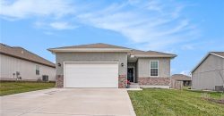 Homes for Sale in Kansas City, MO 64154 | 9458 N Lenox Avenue