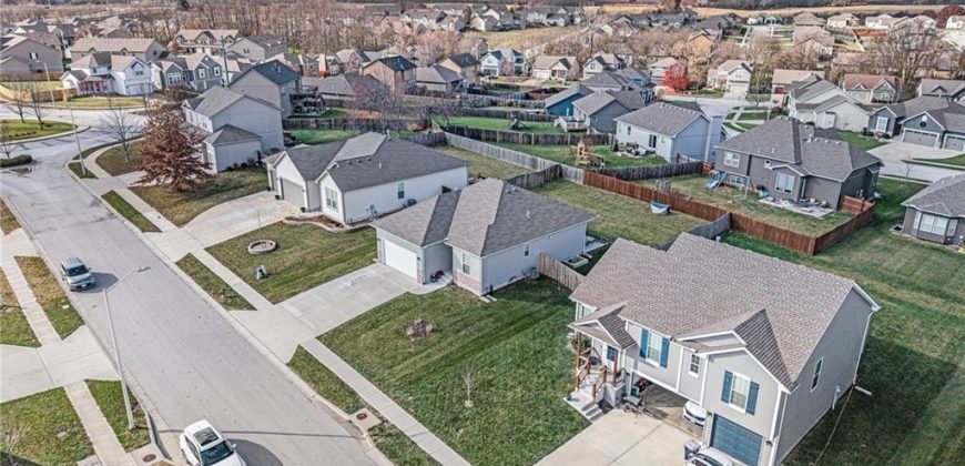 Homes for Sale in Kansas City, MO 64154 | 9458 N Lenox Avenue