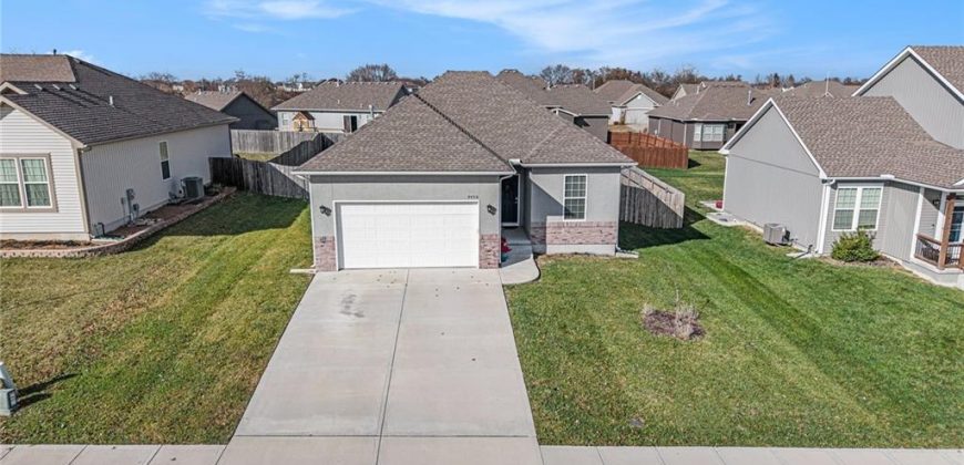 Homes for Sale in Kansas City, MO 64154 | 9458 N Lenox Avenue