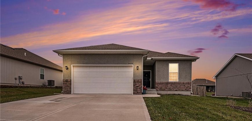 Homes for Sale in Kansas City, MO 64154 | 9458 N Lenox Avenue