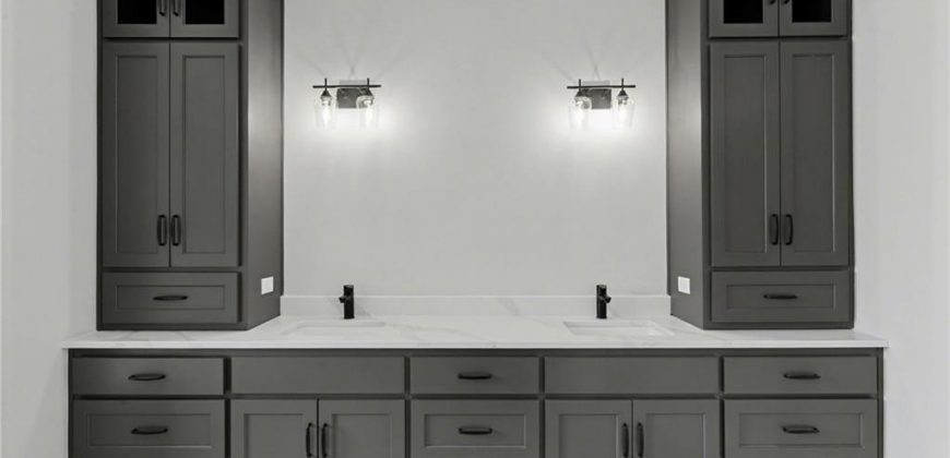 Homes for Sale in Parkville, MO 64152 | 11105 NW 77th Terrace