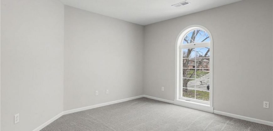 Homes for Sale in Parkville, MO 64152 | 11105 NW 77th Terrace