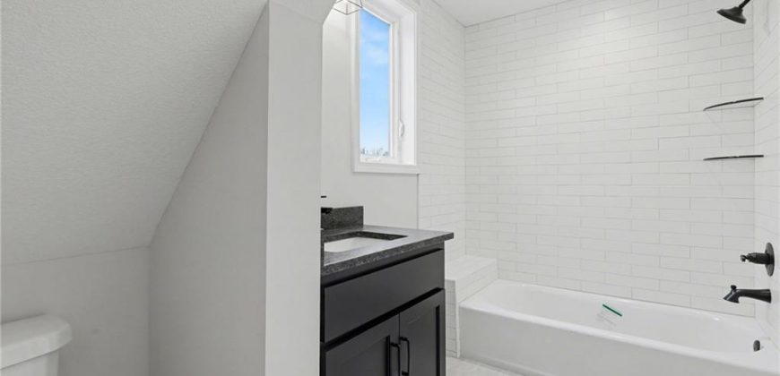 Homes for Sale in Parkville, MO 64152 | 11105 NW 77th Terrace