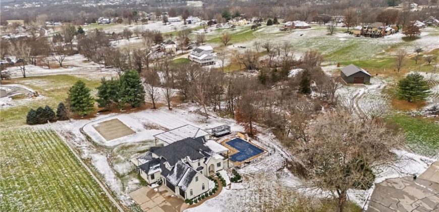 Homes for Sale in Parkville, MO 64152 | 11105 NW 77th Terrace